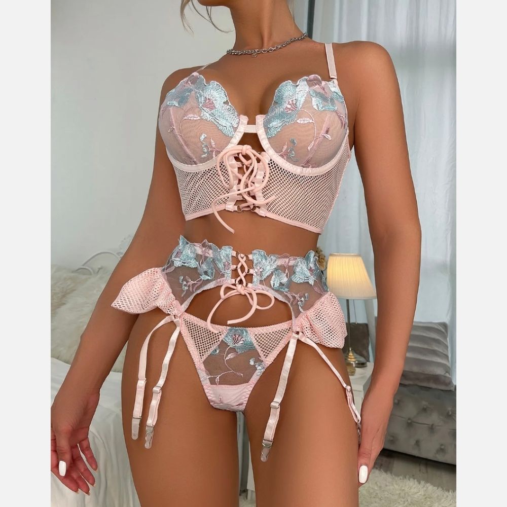 Women Garter Lingerie Sexy Sheer Bra With Embroidery Floral 4 Piece Lingerie Set - Picture 1 of 11